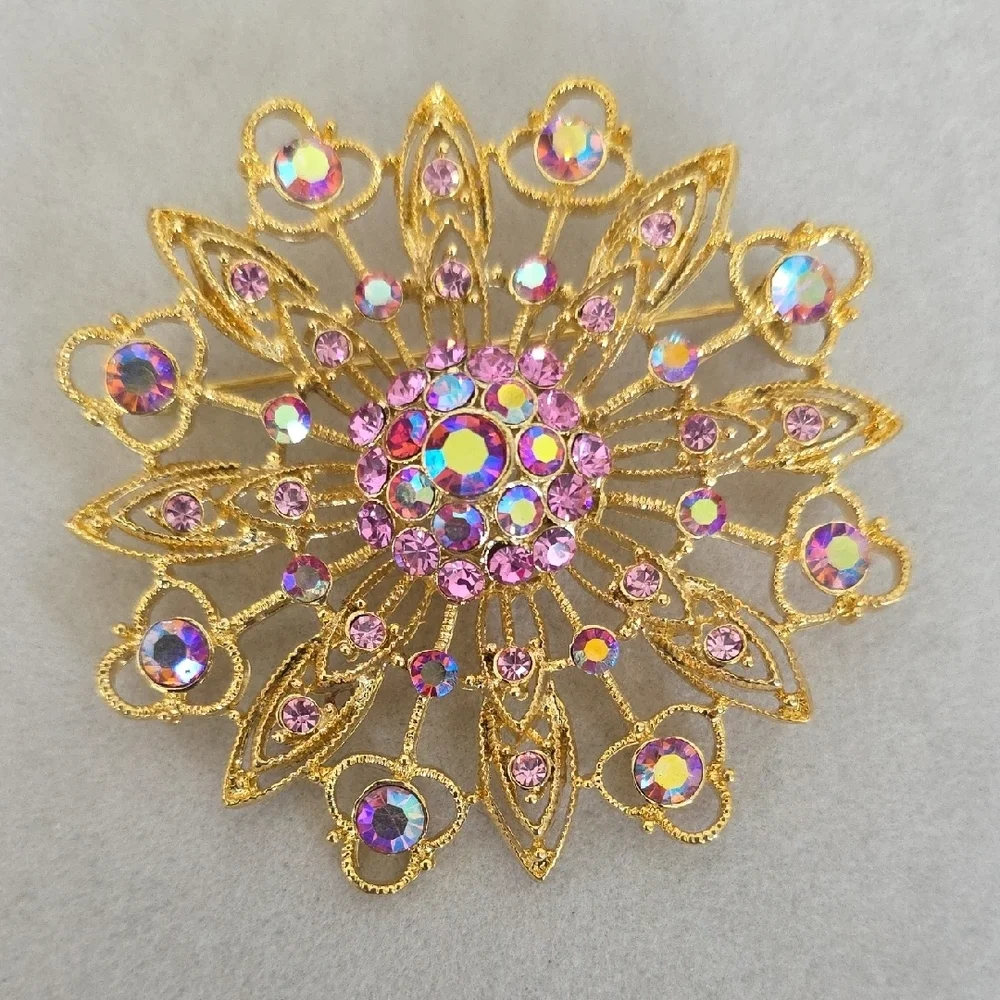 VIntage filigree Starburst Flower Brooch Pin with Pink and AB Crystal Rhinestone